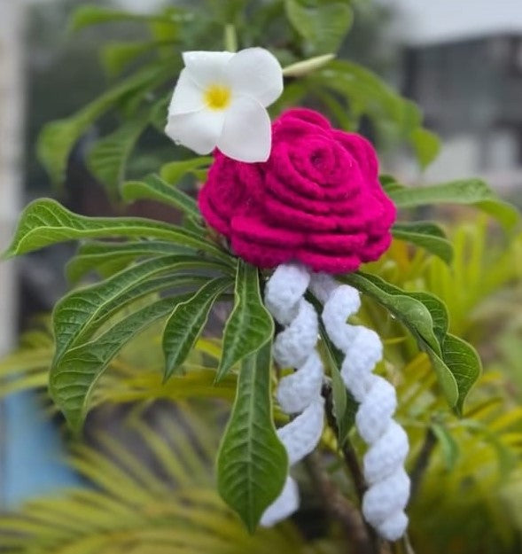 Rosette Crochet Hair Clip