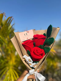 Classic Three Rose Stem Bouquet